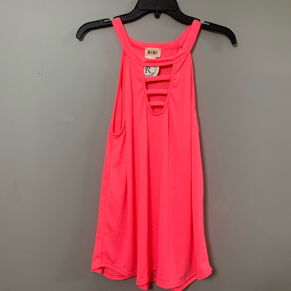 🍉 NWT Hot Pink tank top!